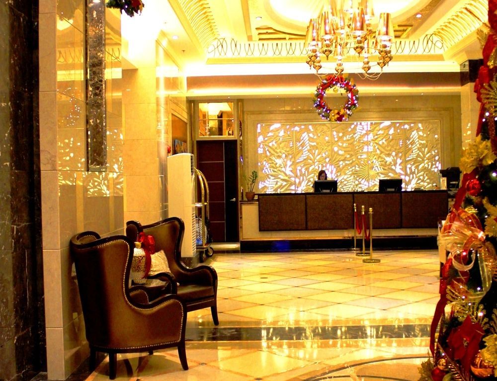 Central Park Tower Resort Анхелес Экстерьер фото